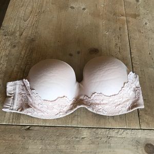 Victoria’s Secret Strapless Nude Bra 32D